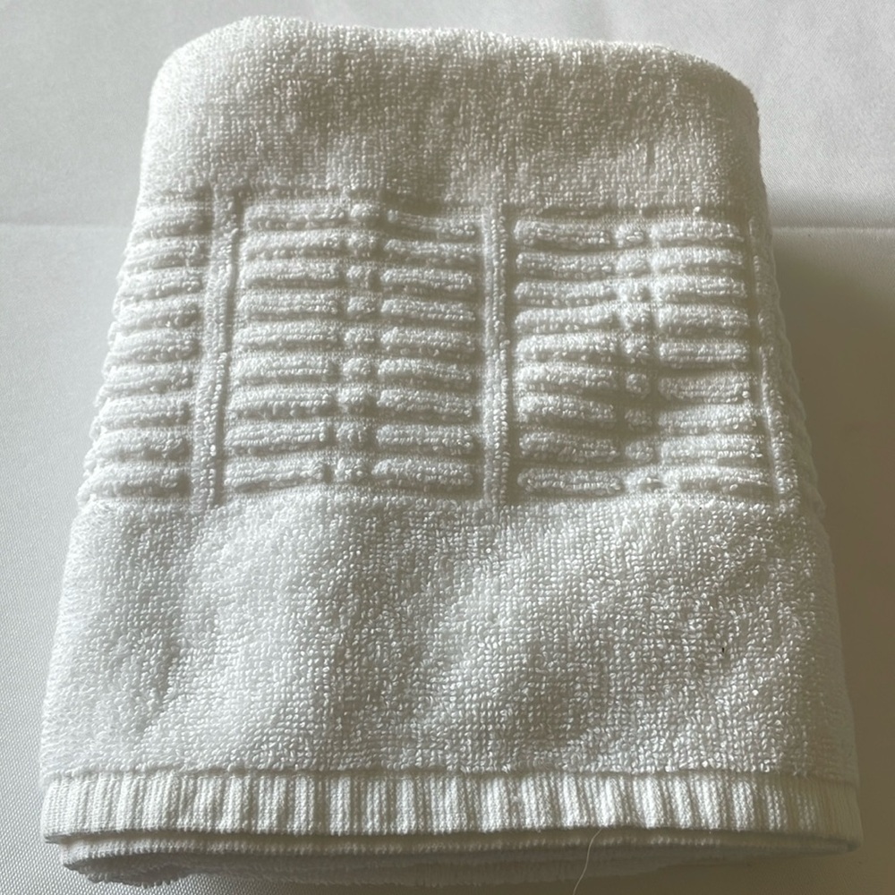 Frette Agata Bath Linen - Hand Towel